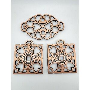 The Pampered Chef "Round-up From The Heart" Lot of 3 Trivets 2 Square 1 Oval